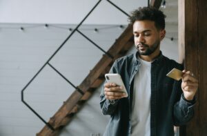 med mecanismo especial de devolução